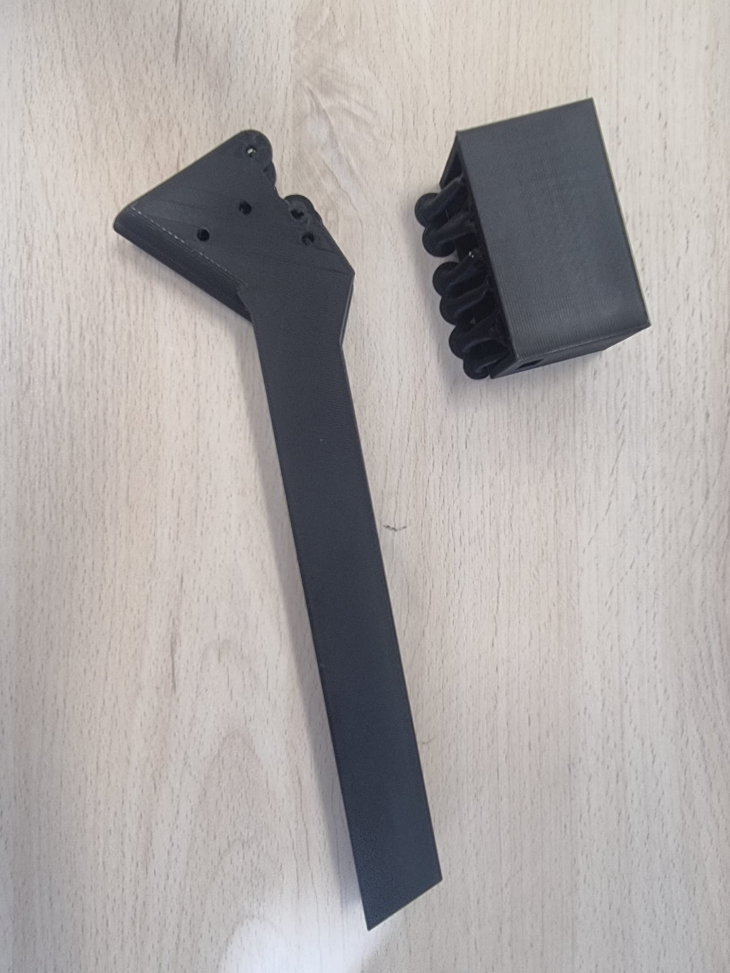 3D-printed drone landing leg and gripper mechanism
