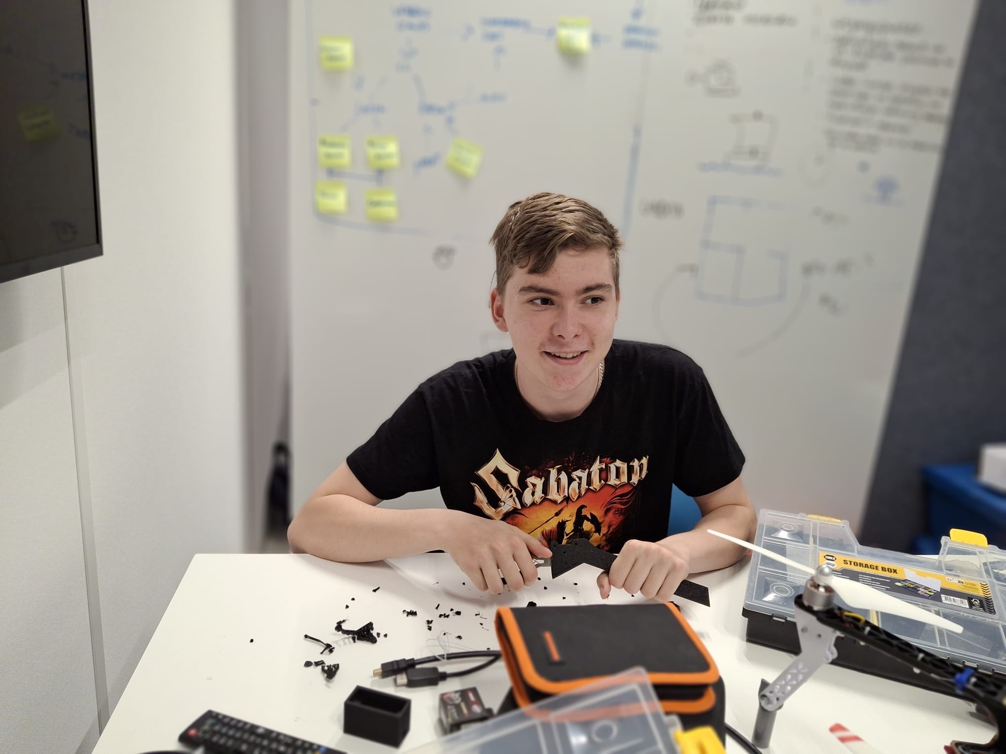 Working on the drone — fine-tuning the gripper mechanism